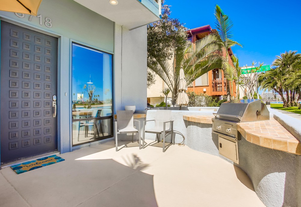 Virtual tour photo 10 of 48 for 3718 Bayside Walk