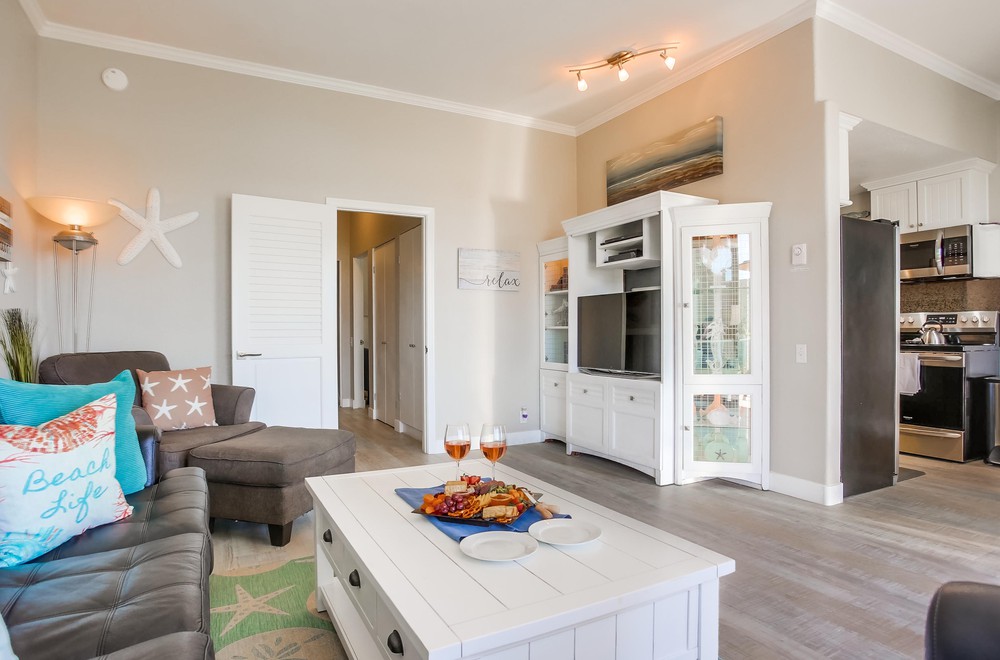 Virtual tour photo 18 of 48 for 3718 Bayside Walk