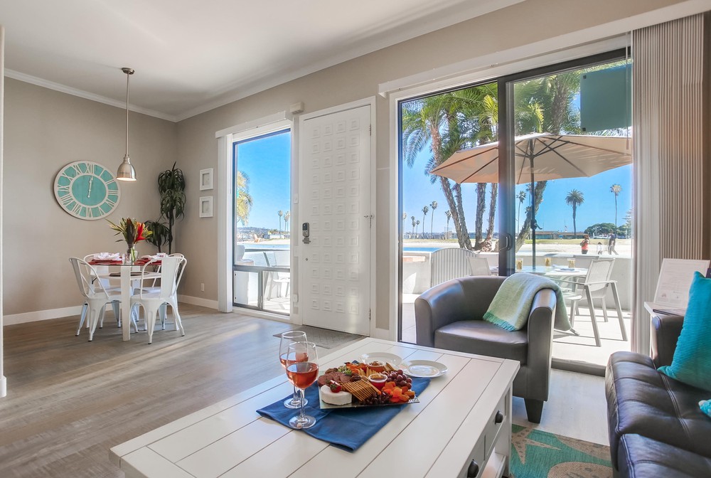 Virtual tour photo 20 of 48 for 3718 Bayside Walk