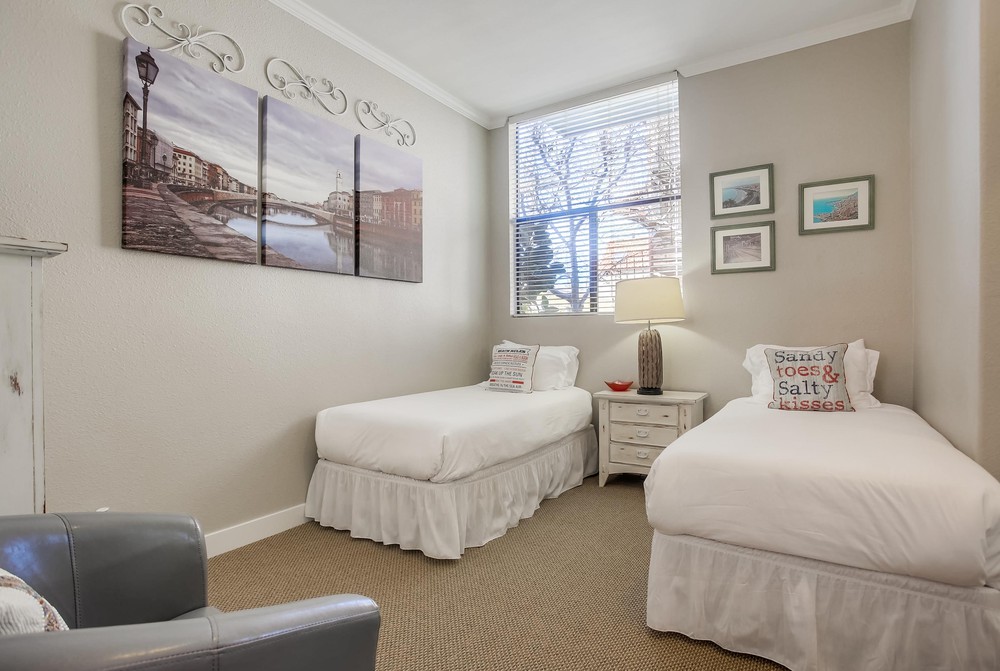 Virtual tour photo 36 of 48 for 3718 Bayside Walk