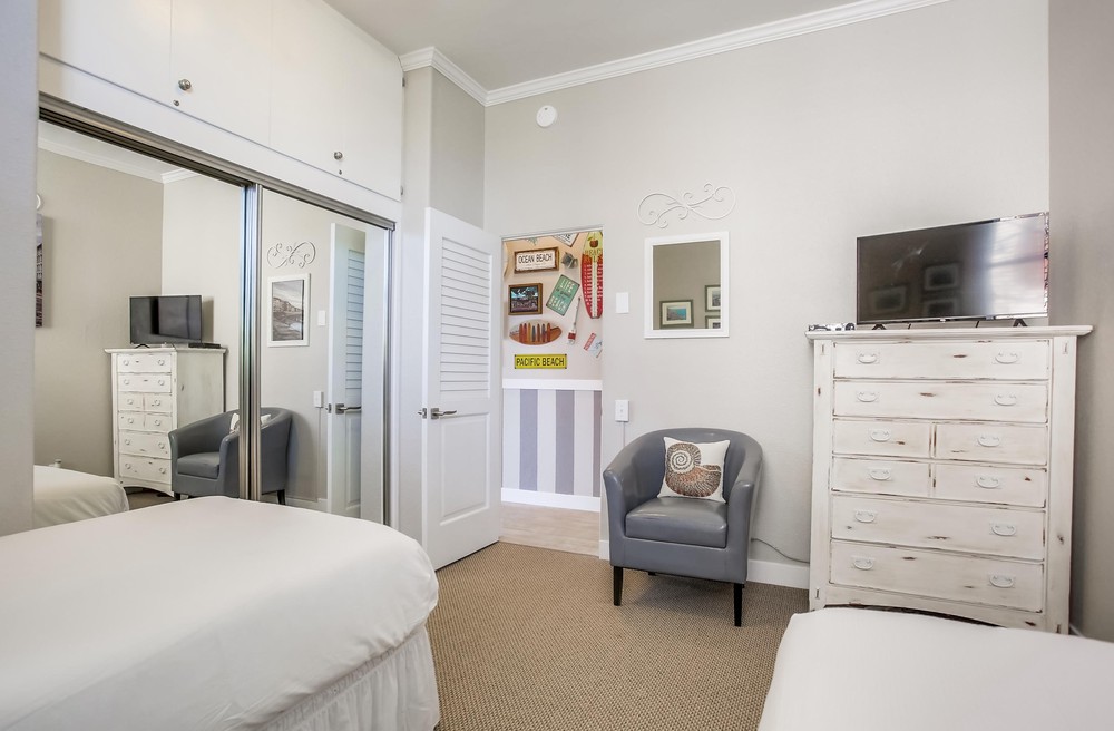 Virtual tour photo 38 of 48 for 3718 Bayside Walk