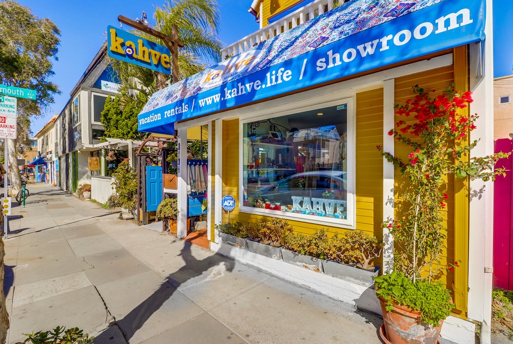 Virtual tour photo 7 of 76 for 3719 Mission Blvd