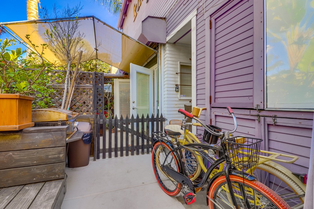 Virtual tour photo 10 of 76 for 3719 Mission Blvd