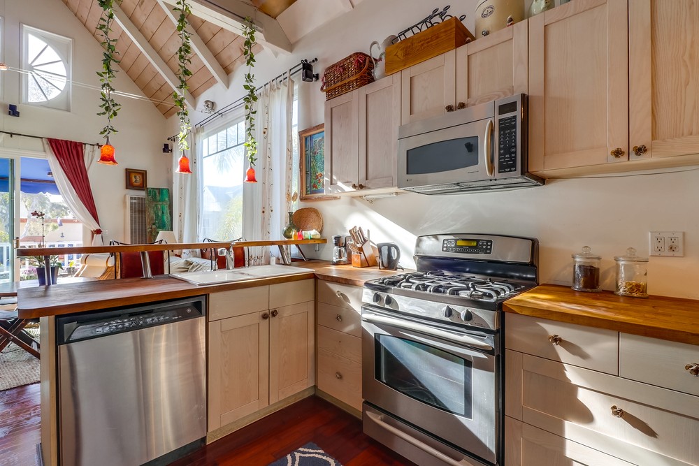 Virtual tour photo 46 of 76 for 3719 Mission Blvd