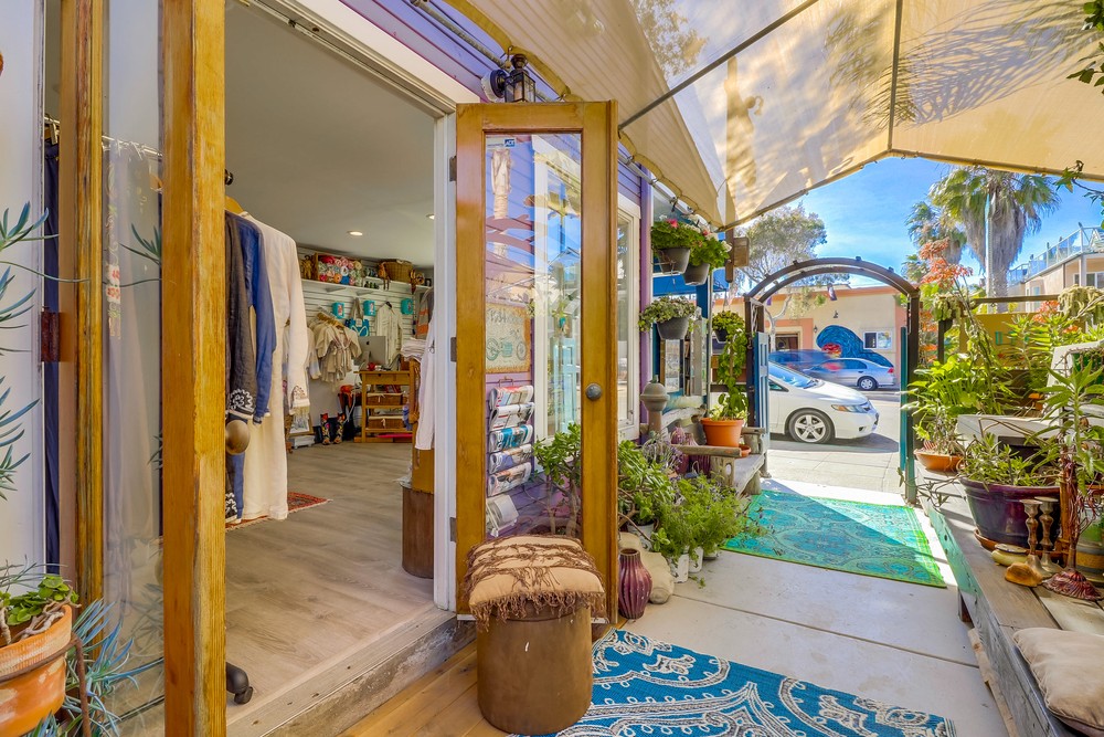 Virtual tour photo 65 of 76 for 3719 Mission Blvd