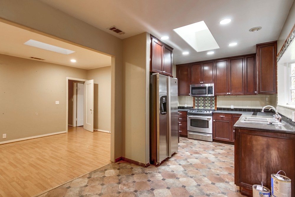 Virtual tour photo 15 of 50 for 3720 Wawona Dr
