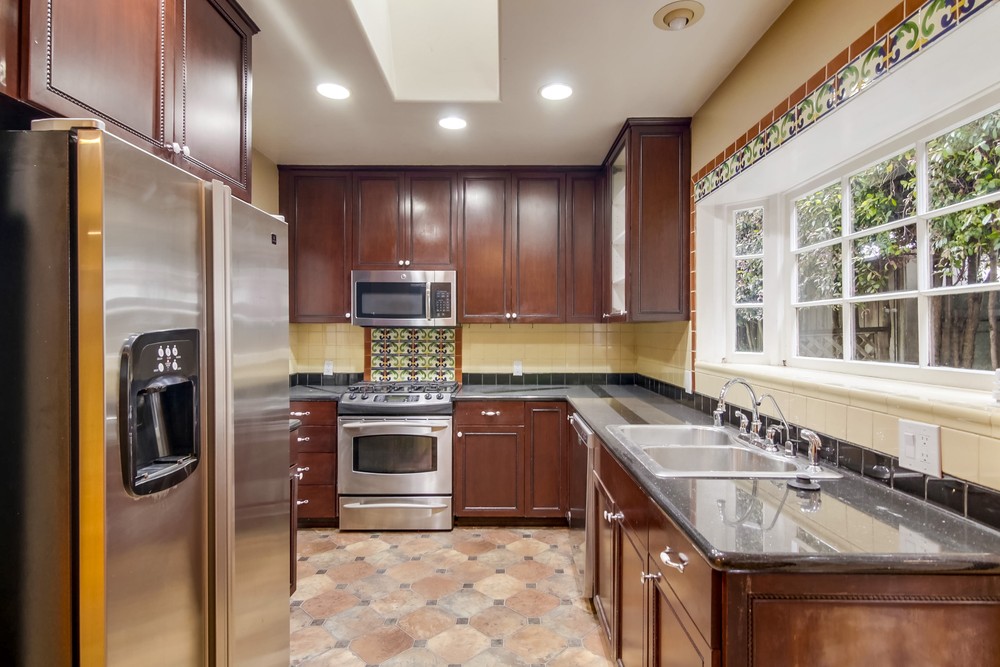 Virtual tour photo 16 of 50 for 3720 Wawona Dr
