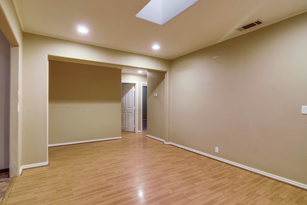 Virtual tour photo 21 of 50 for 3720 Wawona Dr