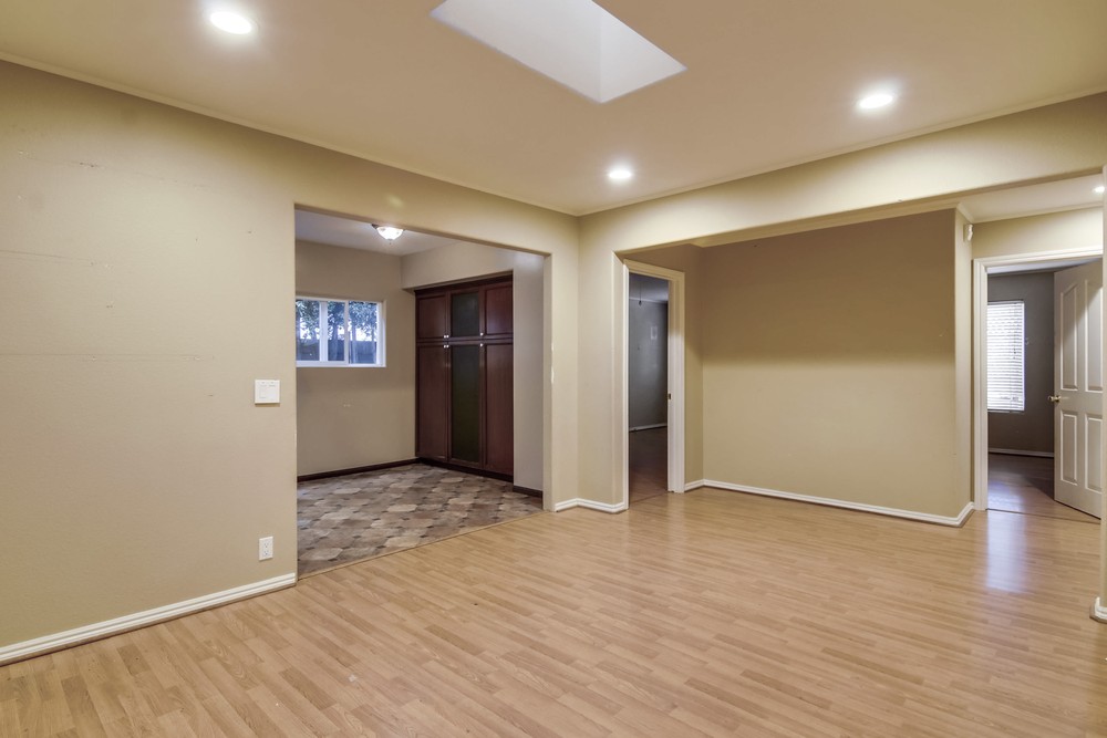 Virtual tour photo 22 of 50 for 3720 Wawona Dr