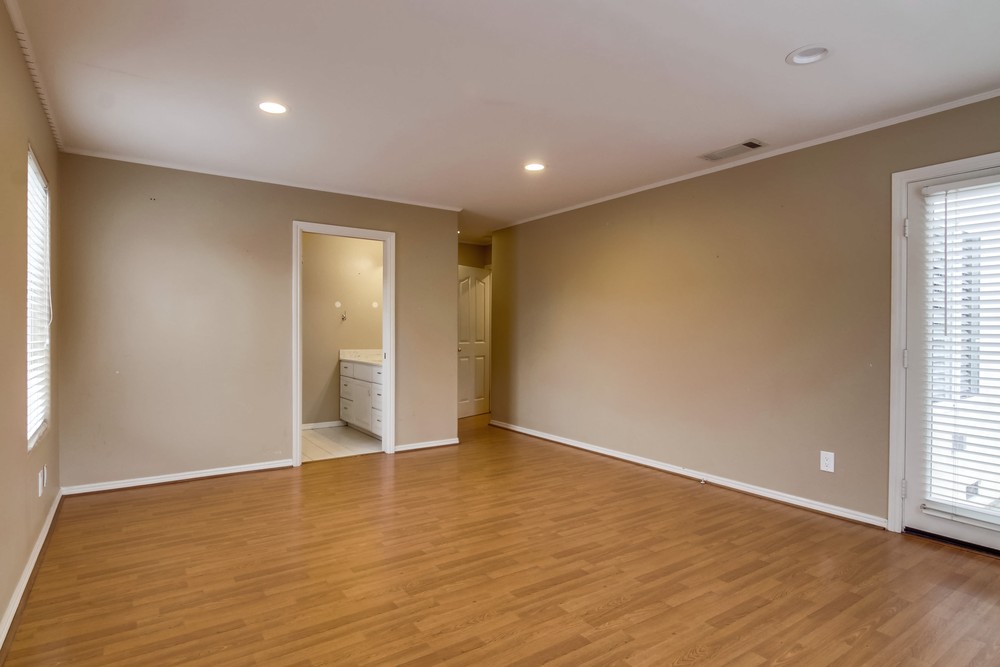 Virtual tour photo 35 of 50 for 3720 Wawona Dr