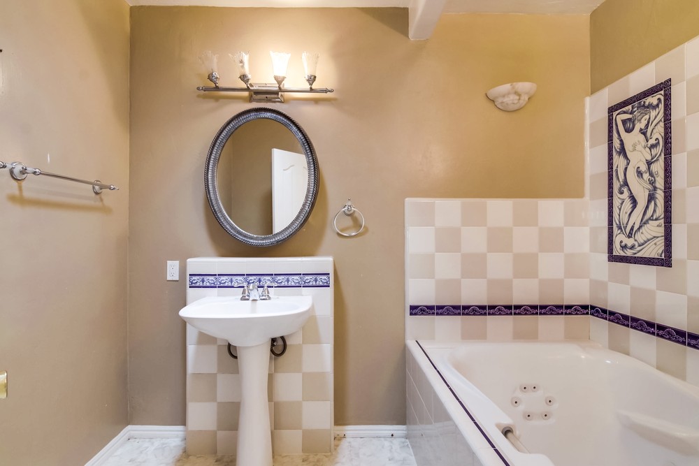 Virtual tour photo 38 of 50 for 3720 Wawona Dr