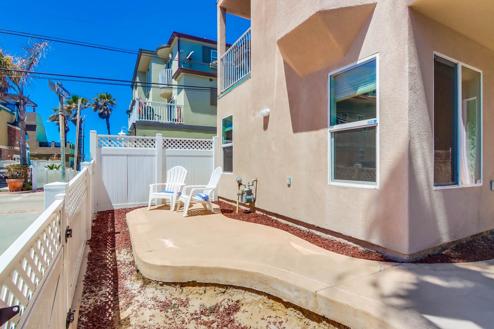 Virtual tour photo 5 of 62 for 3721 Strandway