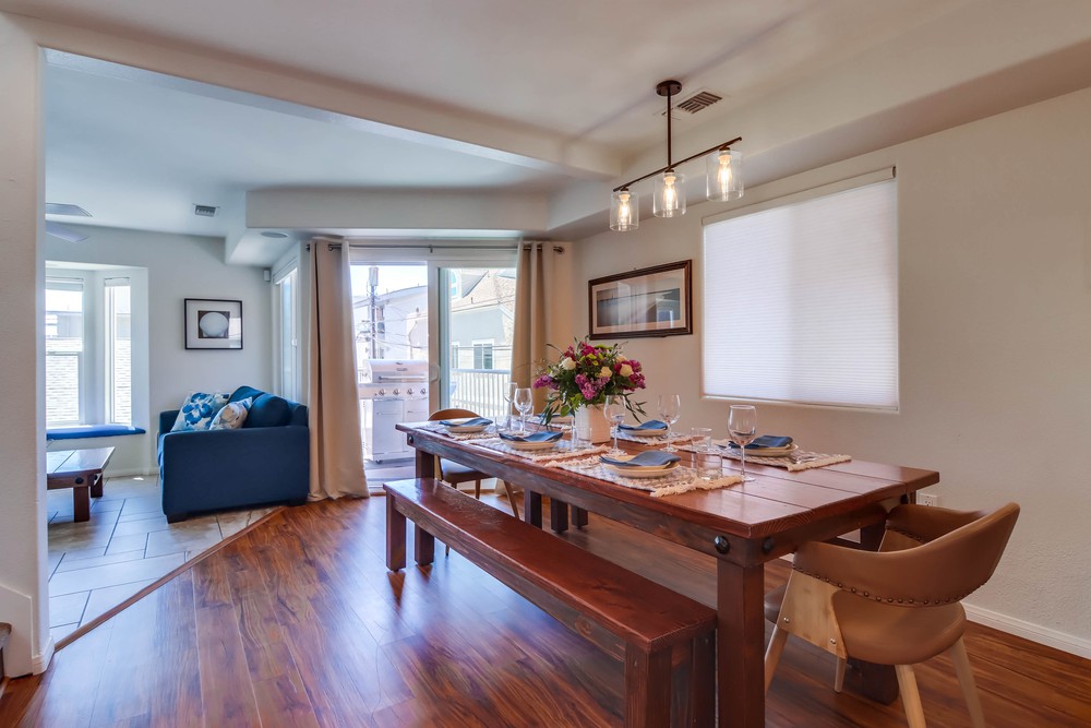 Virtual tour photo 11 of 62 for 3721 Strandway
