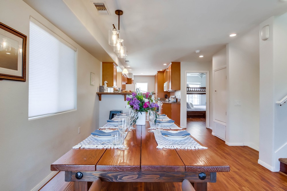 Virtual tour photo 13 of 62 for 3721 Strandway