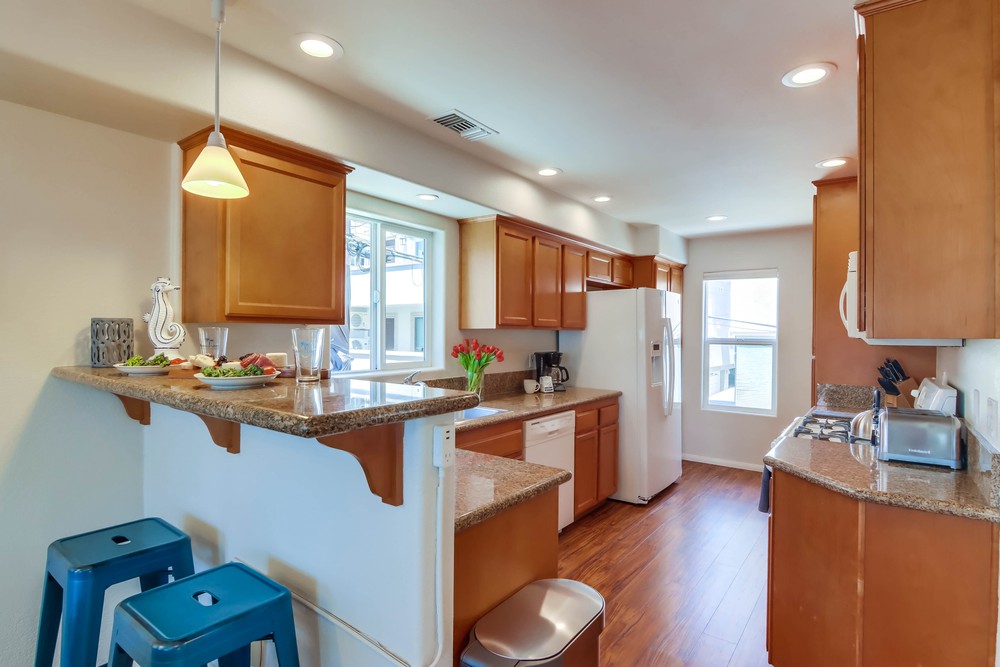 Virtual tour photo 19 of 62 for 3721 Strandway