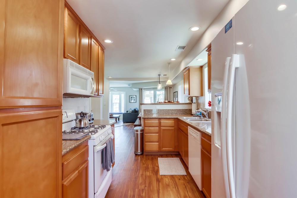 Virtual tour photo 22 of 62 for 3721 Strandway