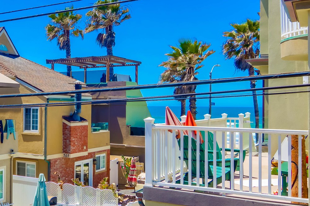 Virtual tour photo 27 of 62 for 3721 Strandway