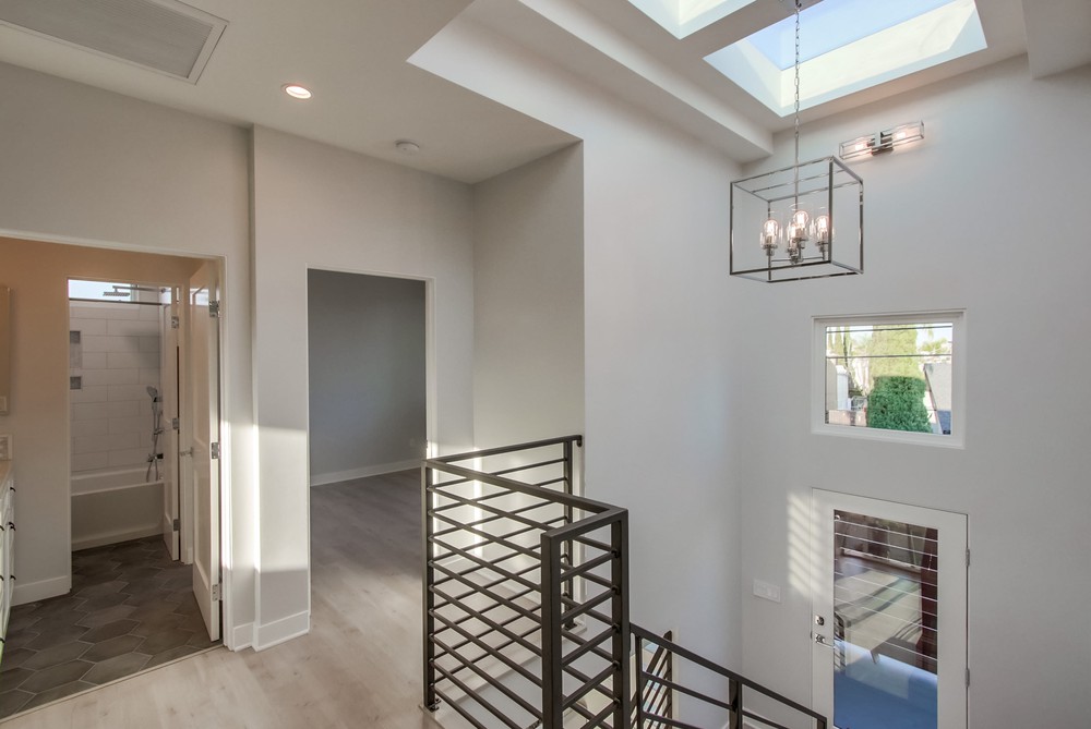 Virtual tour photo 31 of 70 for 3722 Boundary St