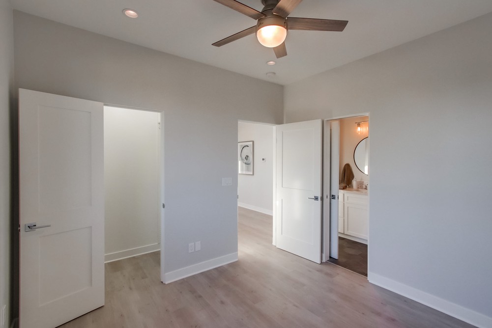 Virtual tour photo 46 of 70 for 3722 Boundary St