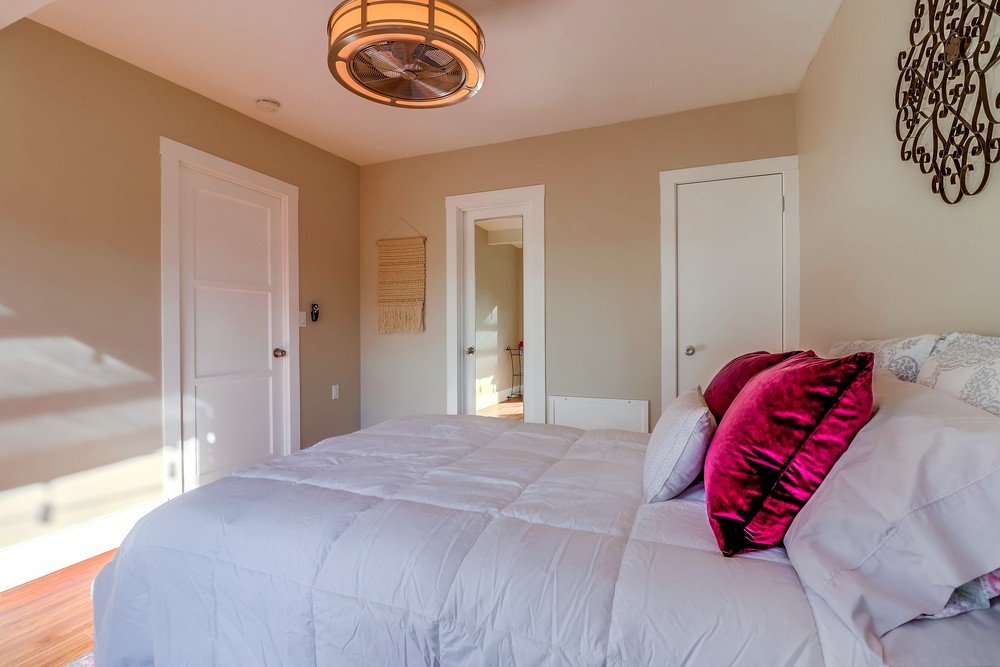 Virtual tour photo 29 of 41 for 3724 Bancroft st
