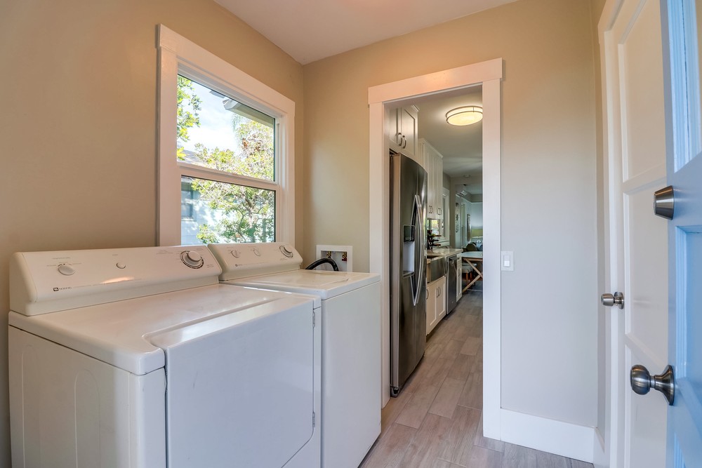Virtual tour photo 30 of 41 for 3724 Bancroft st