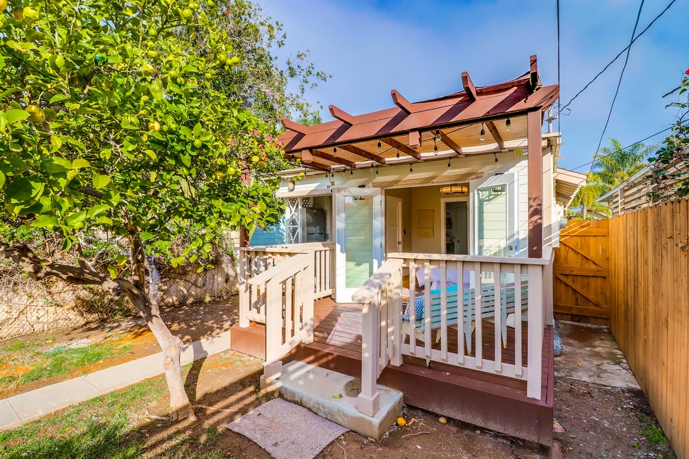 Virtual tour photo 38 of 41 for 3724 Bancroft st