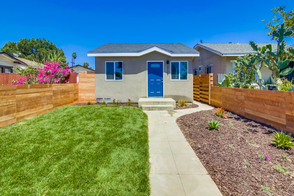 Virtual tour photo 1 of 43 for 3727 46th St