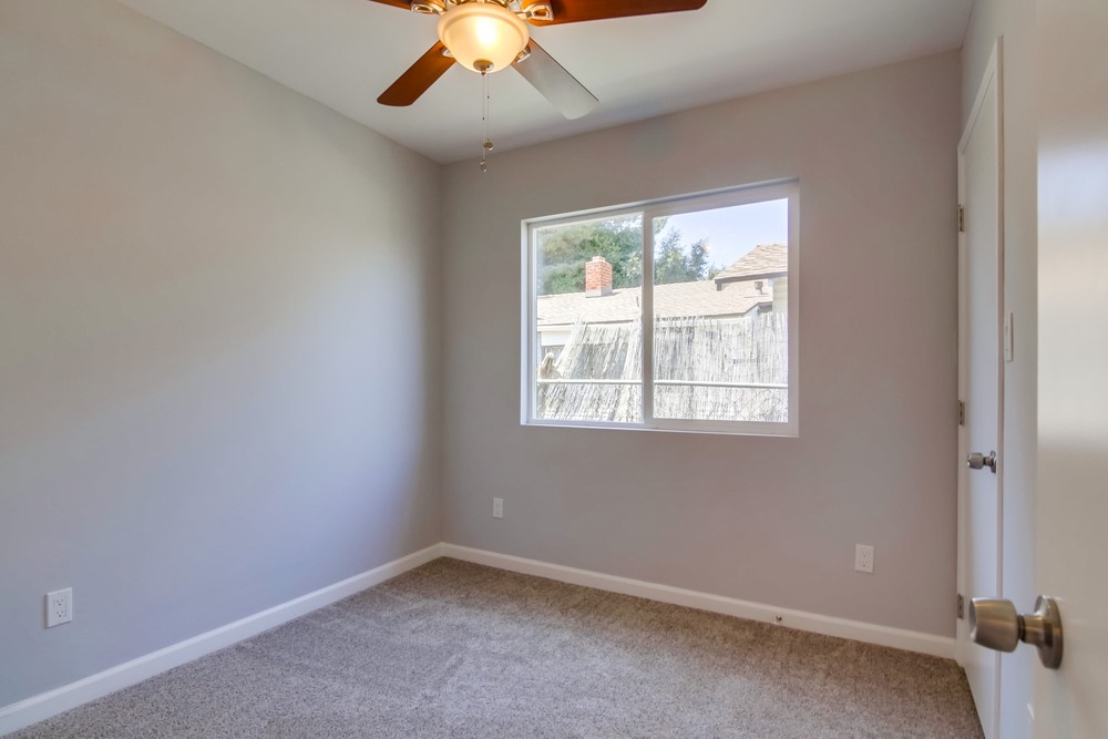 Virtual tour photo 33 of 43 for 3727 46th St