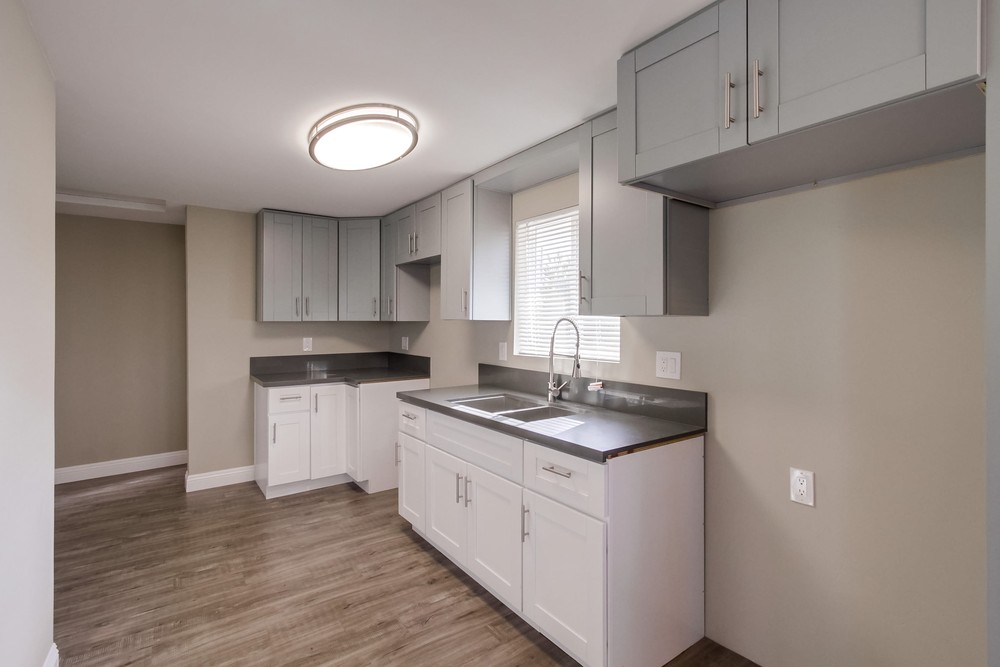 Virtual tour photo 9 of 33 for 3727 Central Ave