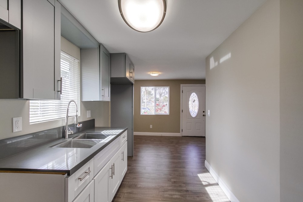 Virtual tour photo 11 of 33 for 3727 Central Ave