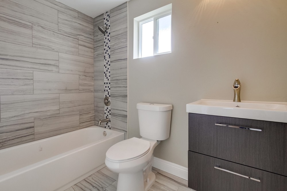 Virtual tour photo 16 of 33 for 3727 Central Ave