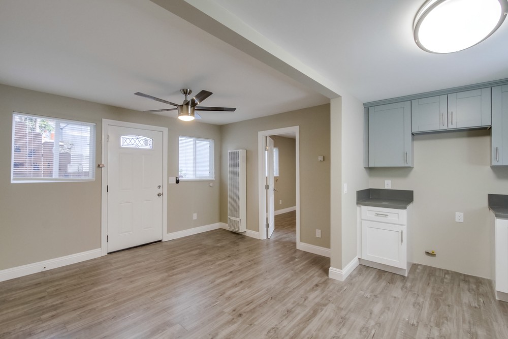 Virtual tour photo 20 of 33 for 3727 Central Ave