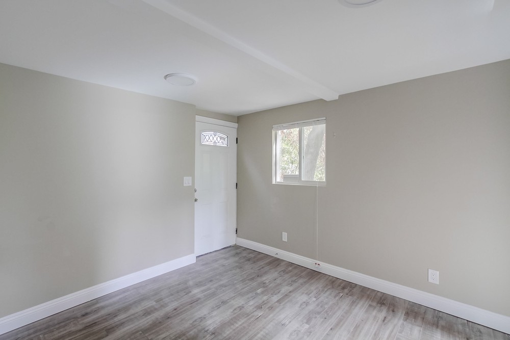 Virtual tour photo 28 of 33 for 3727 Central Ave