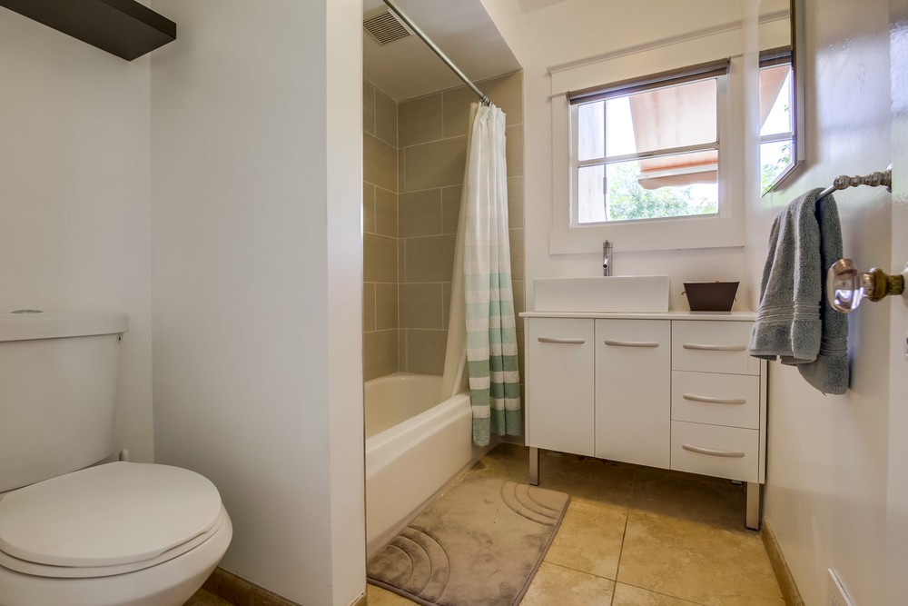 Virtual tour photo 33 of 67 for 3728 Louisiana St