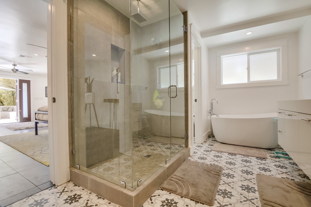 Virtual tour photo 43 of 67 for 3728 Louisiana St