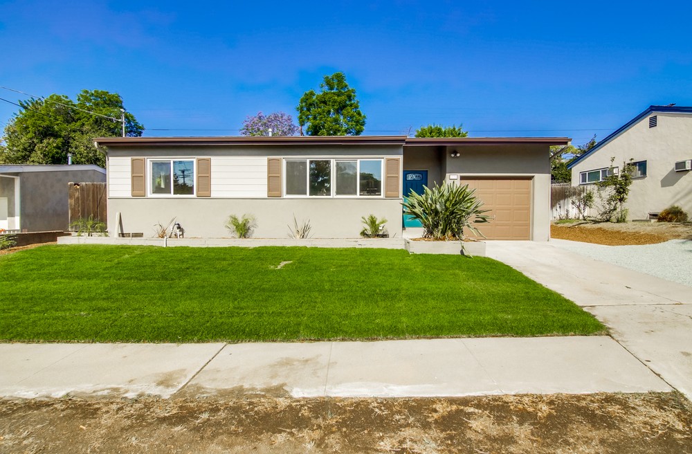 Virtual tour photo 1 of 49 for 3730 Aragon Dr