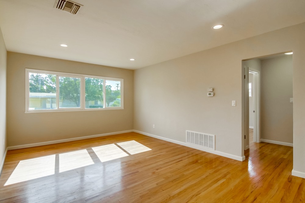 Virtual tour photo 11 of 49 for 3730 Aragon Dr