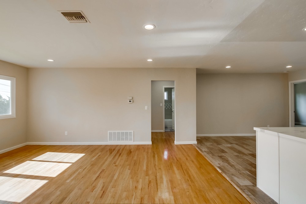 Virtual tour photo 12 of 49 for 3730 Aragon Dr