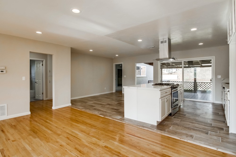 Virtual tour photo 13 of 49 for 3730 Aragon Dr