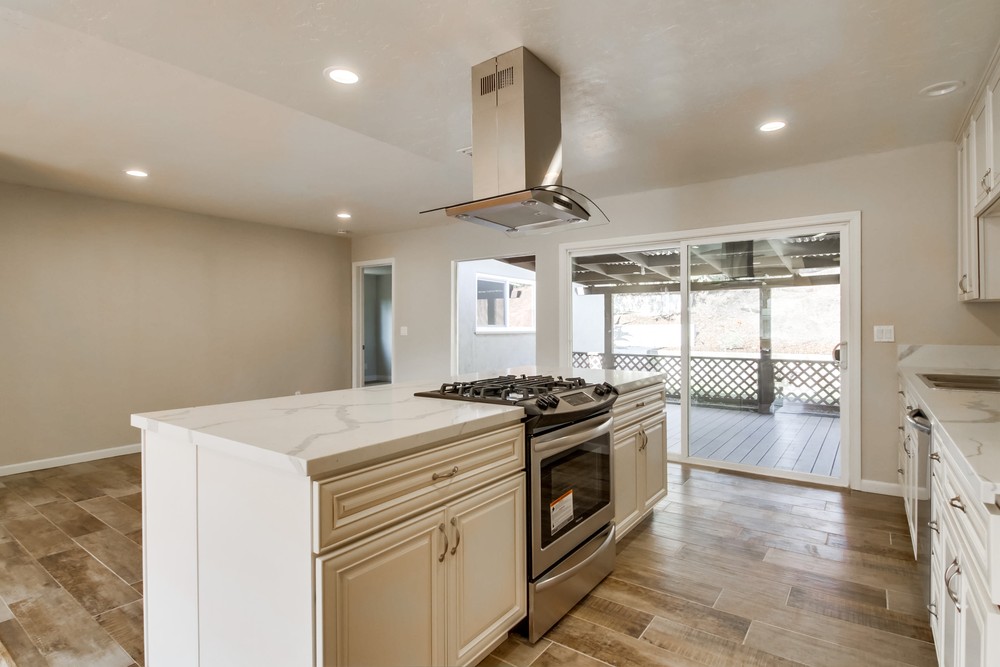 Virtual tour photo 14 of 49 for 3730 Aragon Dr