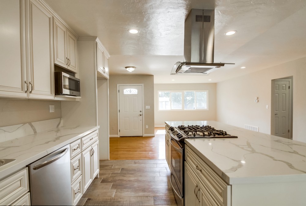 Virtual tour photo 20 of 49 for 3730 Aragon Dr