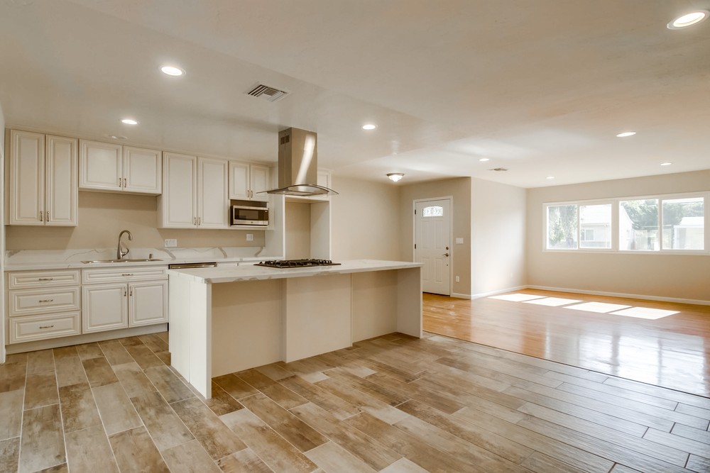 Virtual tour photo 23 of 49 for 3730 Aragon Dr