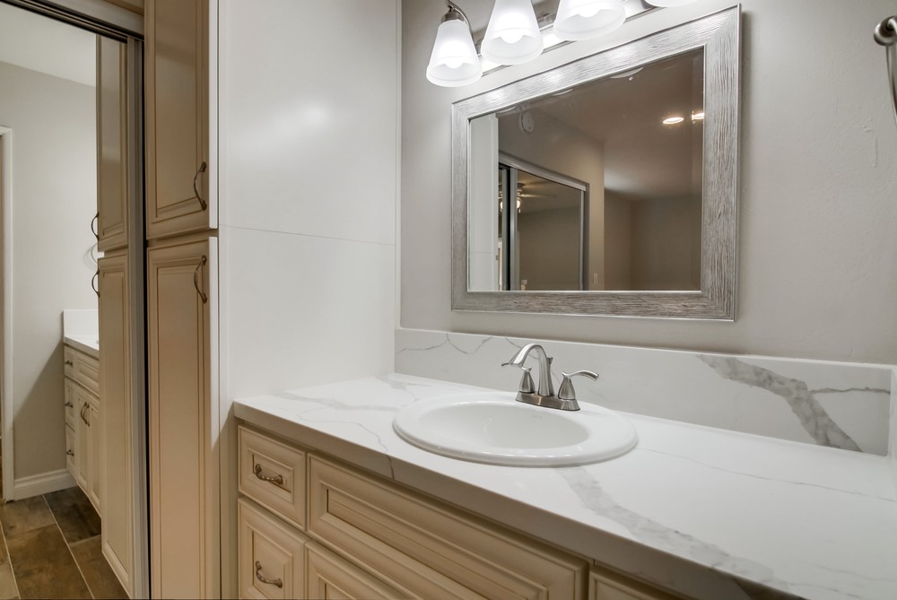 Virtual tour photo 33 of 49 for 3730 Aragon Dr