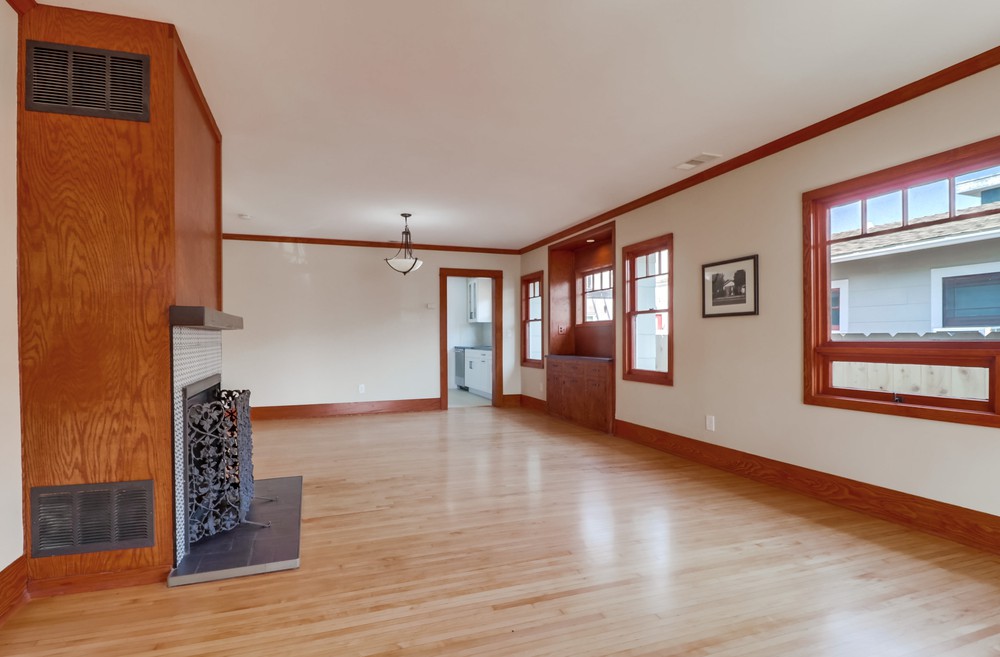 Virtual tour photo 8 of 66 for 3730 Bancroft St