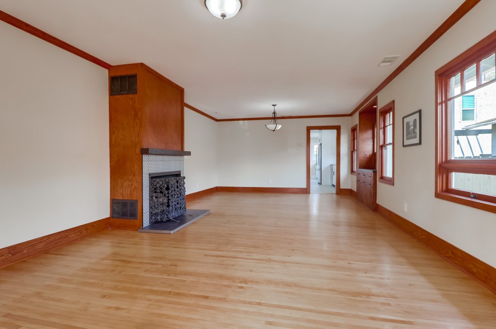 Virtual tour photo 9 of 66 for 3730 Bancroft St