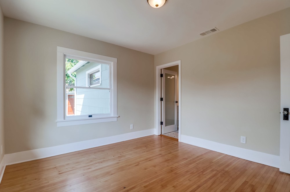 Virtual tour photo 21 of 66 for 3730 Bancroft St