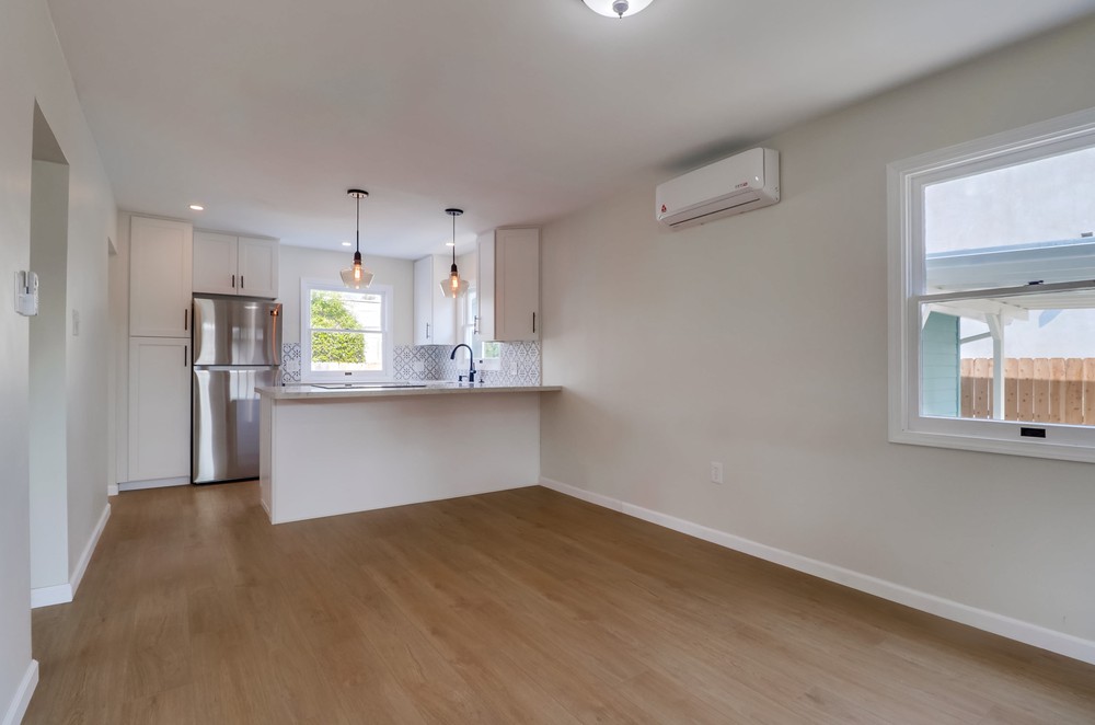 Virtual tour photo 37 of 66 for 3730 Bancroft St