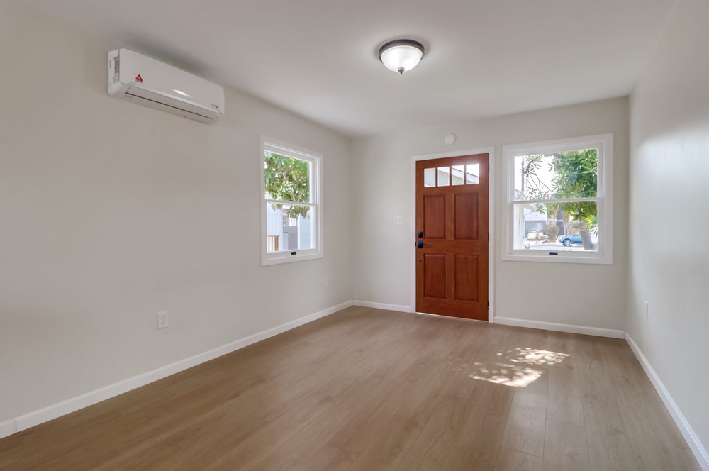 Virtual tour photo 43 of 66 for 3730 Bancroft St