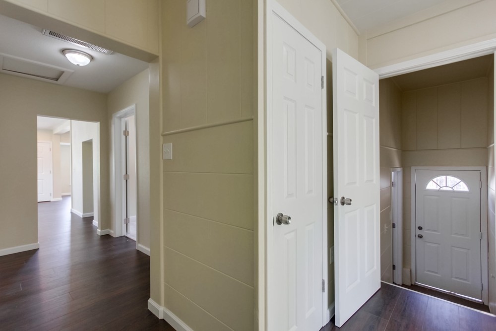 Virtual tour photo 18 of 47 for 3733 52nd St