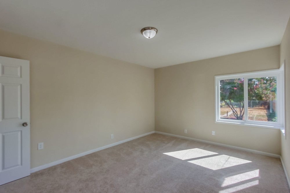 Virtual tour photo 24 of 47 for 3733 52nd St